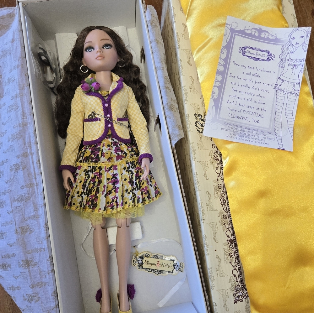 Fashion Doll Ellowyene Wilde